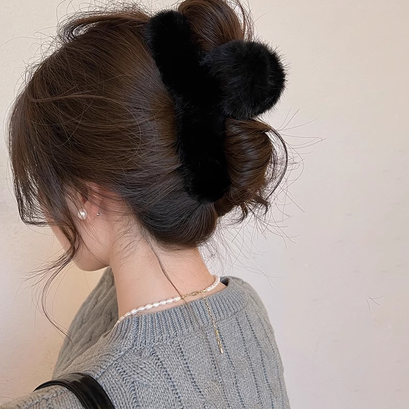 E108-5 สีดำ
