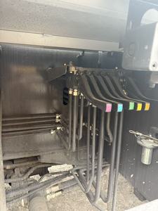 Grue mobile d'occasion Zoomlion ZTC1300V 130H 130T en bon état avec moteur et pompe, disponible à Dubaï - Product Image 3