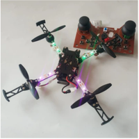 Adolescents étudiants formation modèle d'avion formation avion télécommandé bricolage assemblé quadrirotor