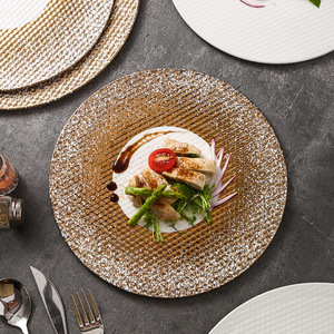 <span class=keywords><strong>Assiette</strong></span> <span class=keywords><strong>de</strong></span> service en céramique texturée avec accent doré, design bicolore pour la restauration fine et la présentation en restaurant - Product Image 1
