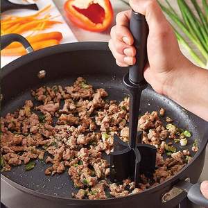 Utensilio de Cocina de 5 Cuchillas Resistente al Calor y Antideslizante para Picar Carne, Machacar Papas y Preparar Hamburguesas - Product Image 4