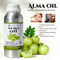 Huile d'Amla pressée à froid, macérée à partir de groseille indienne, liquide jaune brunâtre, parfum doux fruité et terrestre, pour usage cosmétique et mélanges.