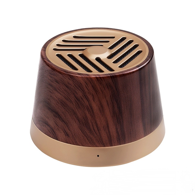 Outdoor TWS Travel Compatible Computer Mobile Phone Wireless Charging Portable Magnetic Wireless Speaker Charging Speaker Mini