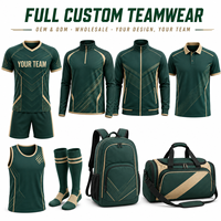 Maillots et shorts de football personnalisés pour les commandes d'équipes saisonnières avec noms et numéros de maillot 100% polyester