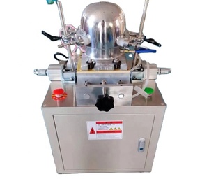 Machine à repasser les casquettes entièrement automatique, petite et efficace, avec fonction vapeur - Product Image 1