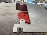 Fabrication sur mesure de tôles métalliques en aluminium, acier inoxydable, fer, estampage, pliage, découpe laser, support de fixation, pièces et services