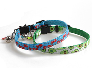 Kerah kucing cetak hewan peliharaan besar kustom grosir nilon warna-warni dasi pita motif terpisah fitur kain kerah leher logam untuk berjalan anjing - Product Image 3