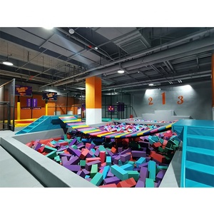 Attractions de parc de trampolines commercial Pokiddo avec pont suspendu intérieur, fosse à mousse et jeux - Product Image 4