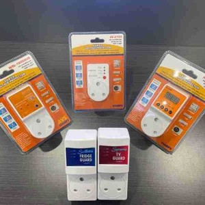 Surge Voltage Protector 20Amp South African <b>Plug</b> Refrigerator Air Conditioner Protection Device - Product Image 5