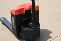 Transpalette électrique tout-terrain HELI 3 tonnes (3000 kg) pour la manutention de matériaux en entrepôt
