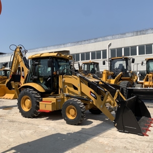 รถตักแบคโฮ CAT 420F ชั่วโมงการทำงานต่ำ ประสิทธิภาพเยี่ยม นำเข้าจากญี่ปุ่นแท้ ไม่มีอุบัติเหตุใหญ่ ราคาถูก รับประกันหนึ่งปี - Product Image 4