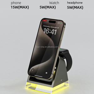 Best Dock Night Stand 15W Estación plegable 3 en 1 Imán <span class=keywords><strong>Cargador</strong></span> <span class=keywords><strong>de</strong></span> teléfono móvil inteligente inalámbrico <span class=keywords><strong>con</strong></span> luz Carga inalámbrica rápida - Product Image 3