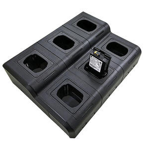 Estación de Carga Múltiple USB 6 en 1 de 10W y 14V ETMY OEM para Walkie Talkie APX6000/APX7000/APX8000/SRX2200 - Product Image 1