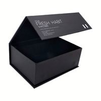 Boîte d'emballage cadeau noire Offre Spéciale avec stratification mate à fermeture magnétique et impression de gaufrage pour des cadeaux exclusifs