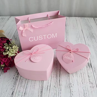 Vente en gros de coffrets cadeaux en forme de cœur de luxe rose design personnalisé mode style romantique