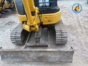 Mini-excavatrice Komatsu PC30 d'occasion, petite pelle hydraulique sur chenilles, bon état - Product Image 6