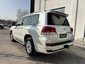 Toyota <span class=keywords><strong>Land</strong></span> <span class=keywords><strong>Cruiser</strong></span> 2019 4.0L SUV Importación Paralela Volante a la Izquierda Cuero Oscuro Transmisión Automática Excelente - Product Image 3