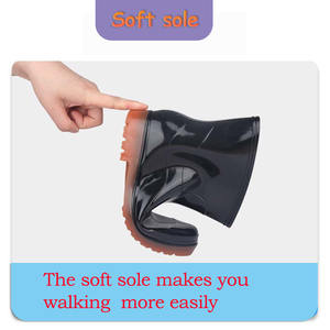 <span class=keywords><strong>Bottes</strong></span> de cuisine de couleur noire en matériau oxford doublure en peluche à coupe basse en PVC (facultatif) <span class=keywords><strong>bottes</strong></span> de pluie d'hiver imperméables botte de jardin - Product Image 4