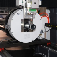 Machine de découpe de tubes au laser CNC avec laser à fibre de 6 kW et découpe haute vitesse pour tubes carrés en acier, aluminium, laiton, titane