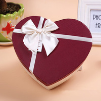 Boîte cadeau vide portable et charmante avec couvercle et base en forme d'arc pour emballage de chocolat, faveur de mariage, boîte cadeau