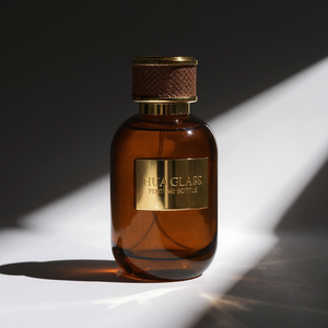 Flacone Spray per Profumo Personalizzato da 100ml in Ambra/Nero con Tappo Effetto Pelle Testurizzato, Logo Personalizzato OEM Disponibile - Product Image 3
