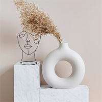 Vase à donuts de luxe personnalisé fait à la main, décoration créative nordique, vase à fleurs en céramique pour la décoration de la maison