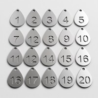 Plaque signalétique en acier inoxydable durable de haute qualité, forme personnalisée, étiquette à double trou, pendentif numéro, porte-clés numéroté