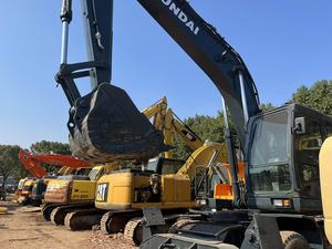 Excavatrice sur pneus Hyundai 210W-9 d'occasion de haute qualité, moteur Cummins, modèle 2015, capacité de la cuve de 1,3 m, composants principaux inclus - Product Image 5