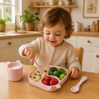 Ensemble d'alimentation pour bébé en silicone personnalisé 4 pièces avec assiette divisée, tasse d'apprentissage, cuillère, fourchette, vaisselle pour tout-petits