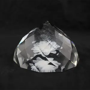 新产品水晶玻璃立方体块礼品3d激光雕刻水晶花