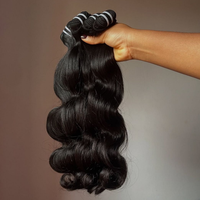 Vente en gros de cheveux humains vierges bruts de qualité 12A 14A, fournisseur de cheveux humains cambodgiens à cuticules alignées, ondulés, pour salons de coiffure