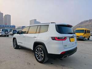 <span class=keywords><strong>Jeep</strong></span> <span class=keywords><strong>Grand</strong></span> Commander 2.0T AWD Navigation (China V) Usado - Product Image 3