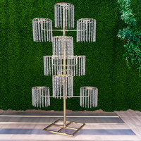 Support floral de luxe en métal doré à 11 têtes avec rideau de perles acryliques et LED pour allée de mariage, centre de table pour décoration d'événements et de fêtes