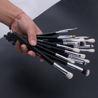 BEILI Ensemble de 30 pinceaux de maquillage professionnels de haute qualité, pinceau à poudre, pinceau kabuki, pinceaux de maquillage à étiquette privée, emballage en boîte