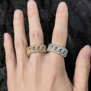 Bague Moissanite Cuban Link Gonflée 10mm en Argent 925 Plaqué Or PVD Entièrement Incrustée, Style Hip Hop, Testeur de Diamant B2B, pour Hommes - Vente en Gros - Product Image 6