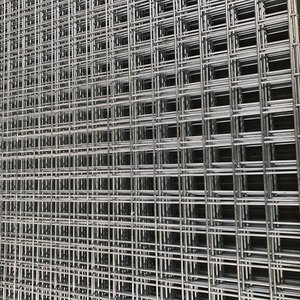 Hot Dipped Galvanized Fencing Iron <b>Netting</b> 10 Gauge Welded Wire Mesh Panel for Rabbit <b>Bird</b> Animal Pet Cages - Product Image 5