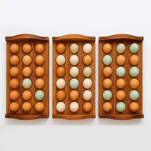 Exhibidor <span class=keywords><strong>de</strong></span> Huevos Rústico <span class=keywords><strong>de</strong></span> Madera <span class=keywords><strong>de</strong></span> Pino <span class=keywords><strong>de</strong></span> Tres Niveles - Soporte Apilable Ecológico Estilo Granja para 54 Huevos, Decoración <span class=keywords><strong>de</strong></span> Mesa - Product Image 2
