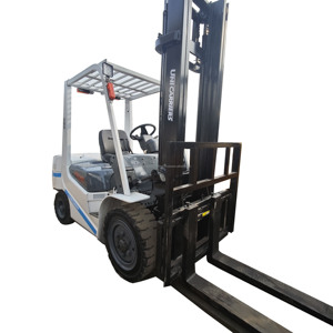 Montacargas Diésel FD35 Usado de 3.5 Toneladas, Confiable y de Súper Calidad, para Industrias de Restaurantes y Comercios, Compatible con Komatsu, Toyota y TCM, de Japón - Product Image 1