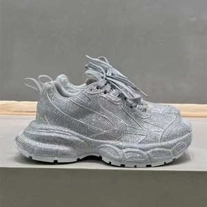 Chaussures de sport tendance pour hommes et femmes, style décontracté pour la marche, par des créateurs de mode - Product Image 5