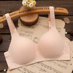Soutien-gorge push-up sans fil ultra-fin de bonne qualité, nouvelle collection, petite taille, bonnets AB, lingerie pour femmes aux poitrines petites. - Product Image 3