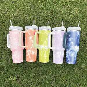 Prêt à expédier : Gobelets isothermes en acier H2.0 Tie Dye de 40 oz avec poignée et paille - Product Image 1