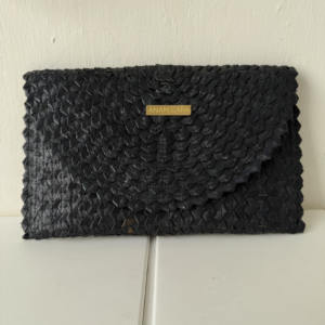 Pochette en paille élégante pour dames Sac Bali Produits personnalisés faits à la main d'Indonésie Sacs en paille en gros - Product Image 1