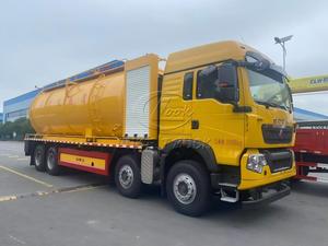 Camion de transfert de boues et eaux usées Euro2-Euro6 Sinotruk 8x4 33000L, camion de pompage à jet, système à double pompe, conduite à gauche (LHD) et conduite à droite (RHD) - Product Image 4