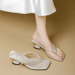 Sandales à talons pour femmes, bout carré, talon épais, imprimé léopard, à enfiler, élégantes, talon moyen, antidérapantes, pour l'été - Product Image 2