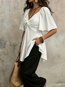 Chemisier personnalisé pour femme, col en V, devant torsadé, manches volantées, broderie anglaise, ourlet asymétrique, style bohème, décontracté, pour les vacances et le quotidien - Product Image 3