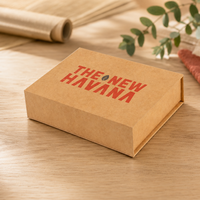 Boîte cadeau en carton kraft brun en gros, emballage rigide magnétique personnalisé pour vêtements, chemises et cadeaux de luxe