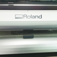 Plotter de segunda mano original, impresora Roland RE640, se puede utilizar para impresión de logotipos de tela de cuero para interiores