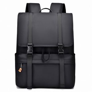 Mochila para portátil de 15.6 pulgadas con logotipo personalizado para hombre, resistente al agua y para negocios. - Product Image 3