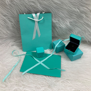 กล่องเครื่องประดับแบรนด์ดังสีน้ำเงินจากโรงงานโดยตรง สำหรับผู้หญิง บรรจุภัณฑ์ของขวัญสุดหรู กล่องใส่จี้ สร้อยข้อมือ แหวน ชุดครบพร้อมอุปกรณ์เสริม - Product Image 2