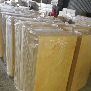 Panneau d'isolation en <span class=keywords><strong>laine</strong></span> <span class=keywords><strong>de</strong></span> <span class=keywords><strong>verre</strong></span> Funas avec revêtement en feuille FSK, panneau <span class=keywords><strong>pare</strong></span>-<span class=keywords><strong>vapeur</strong></span> pour la construction <span class=keywords><strong>de</strong></span> chambres froides - Product Image 5